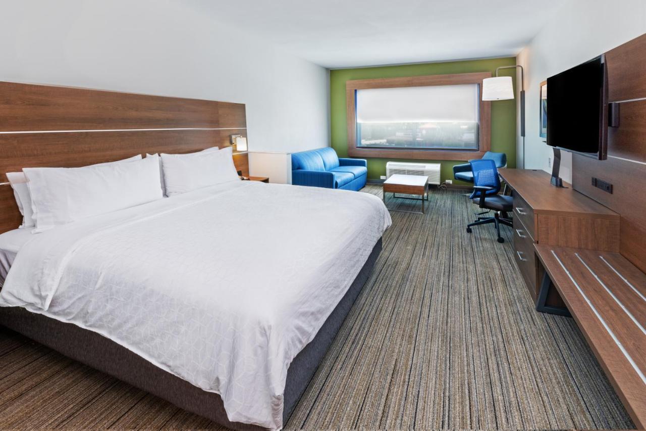 Holiday Inn Express & Suites - Stafford Nw - Sugar Land By Ihg Exterior photo