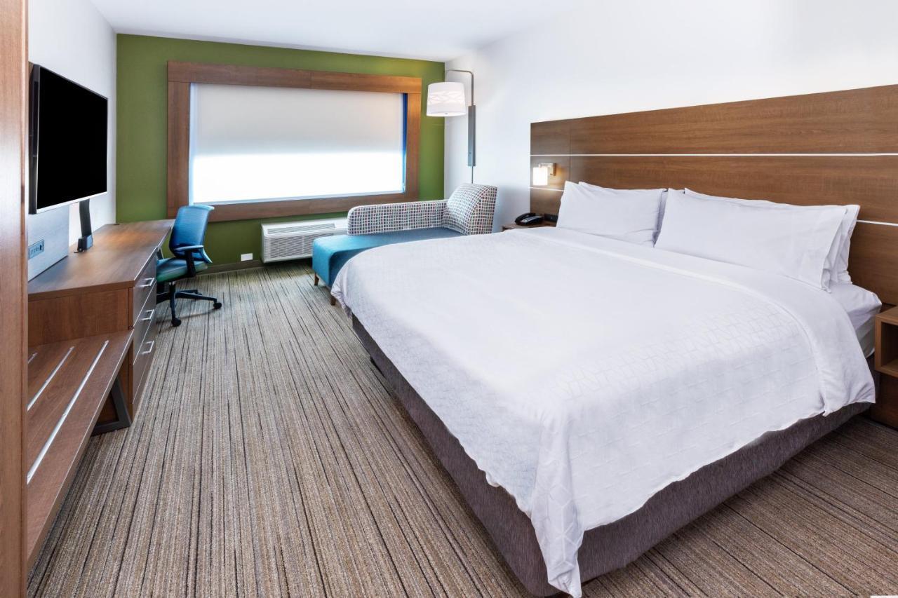 Holiday Inn Express & Suites - Stafford Nw - Sugar Land By Ihg Exterior photo